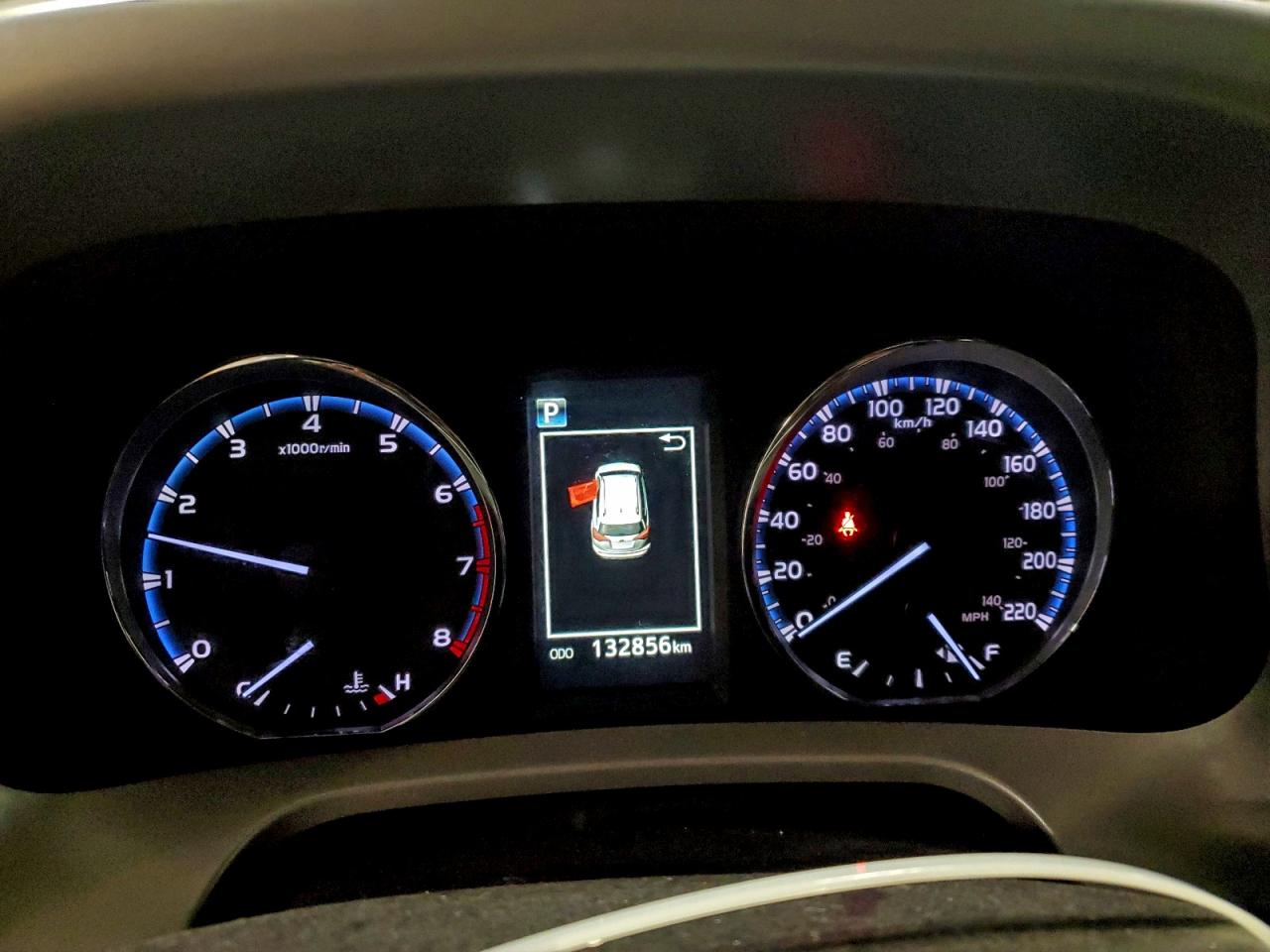 2018 TOYOTA RAV4 LE photo 9