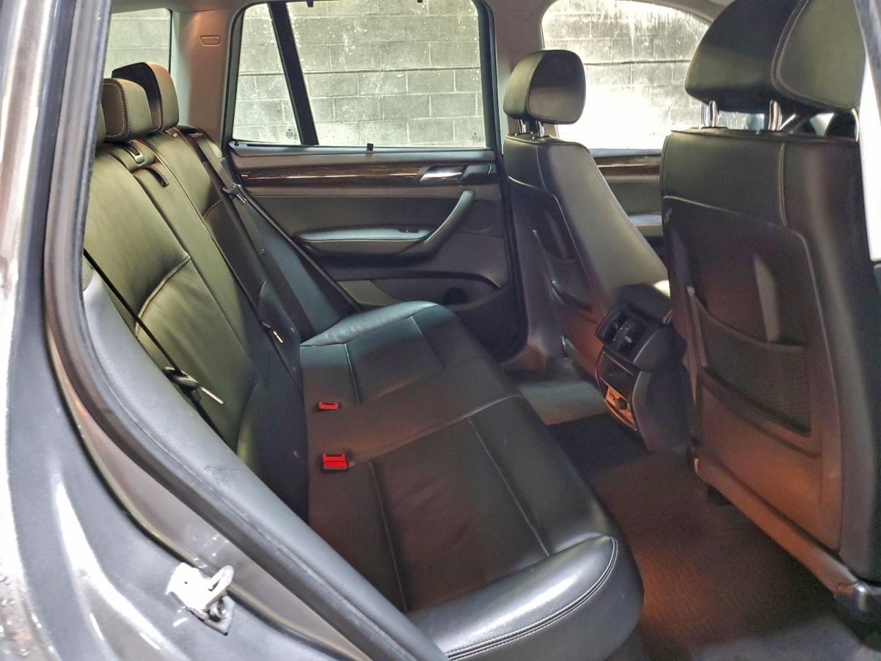 2011 BMW X3 XDRIVE35I photo 11