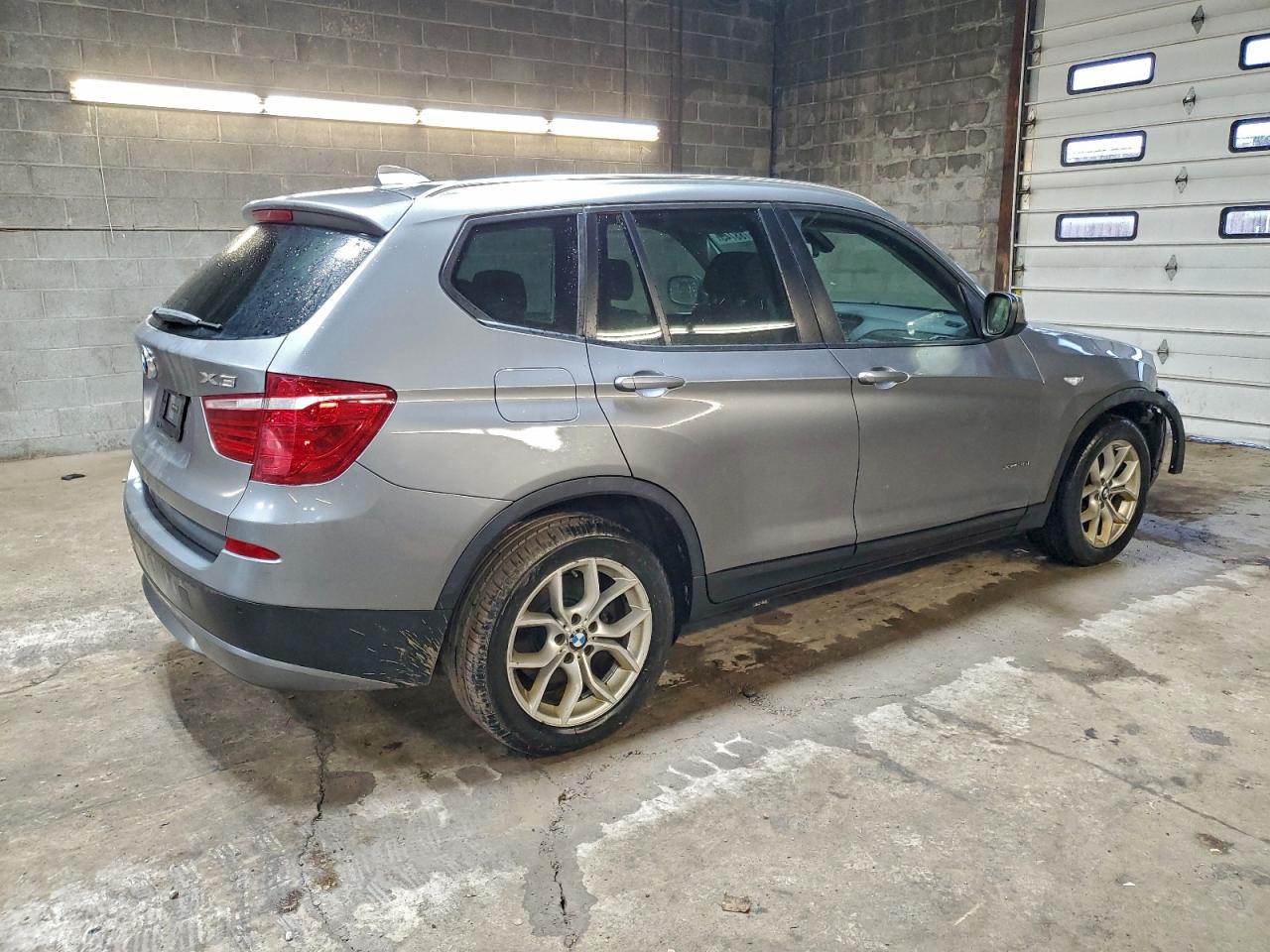 2011 BMW X3 XDRIVE35I photo 3