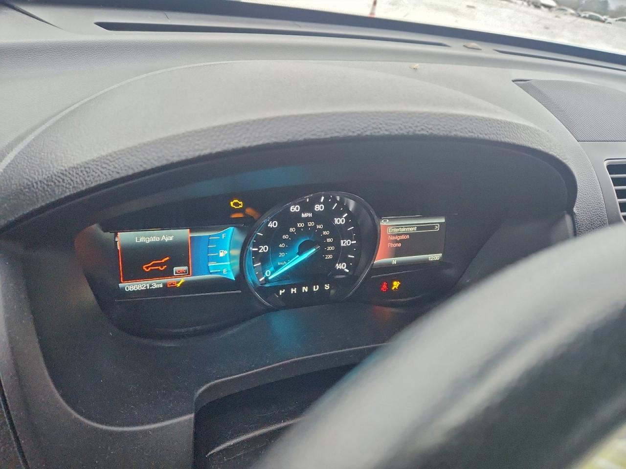 2018 FORD EXPLORER XLT photo 9