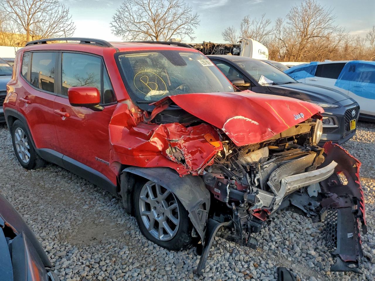 2020 JEEP RENEGADE LATITUDE photo 4