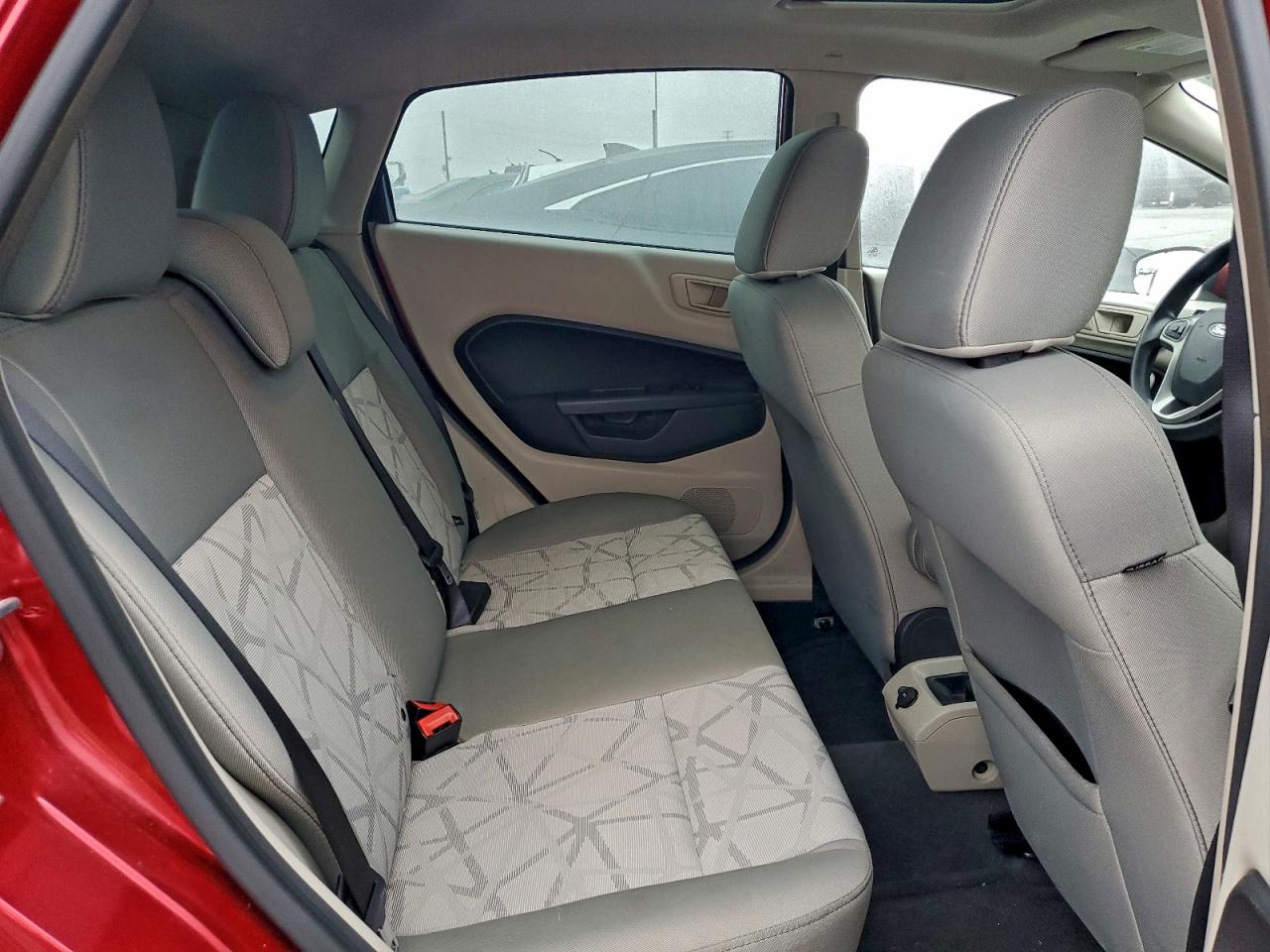 2012 FORD FIESTA SE photo 19