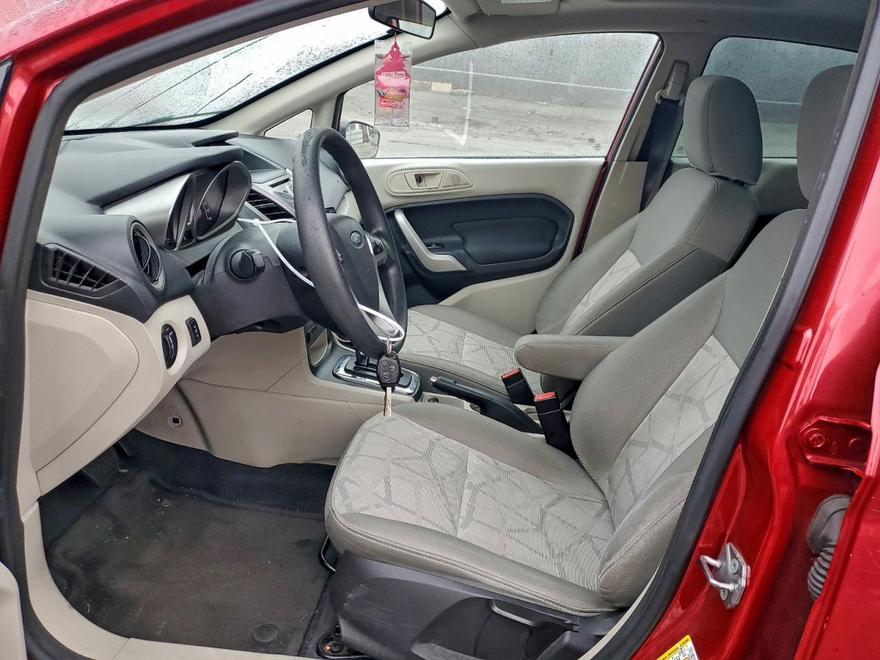 2012 FORD FIESTA SE photo 13