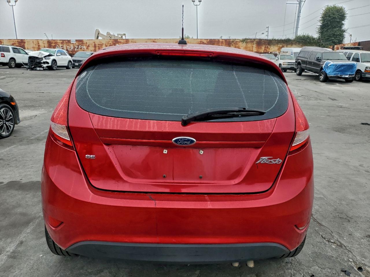 2012 FORD FIESTA SE photo 11