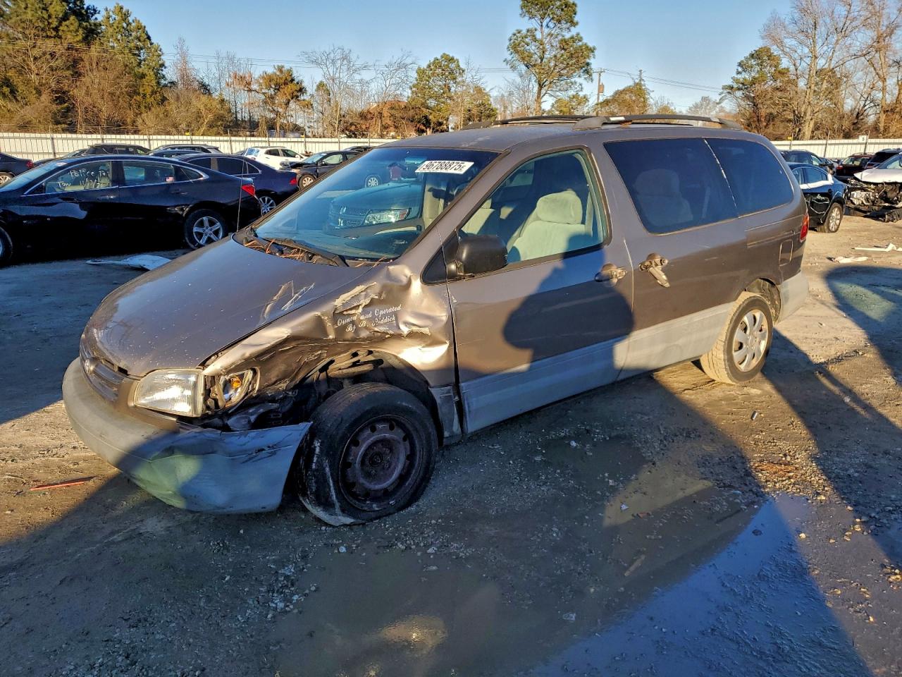 1999 TOYOTA SIENNA