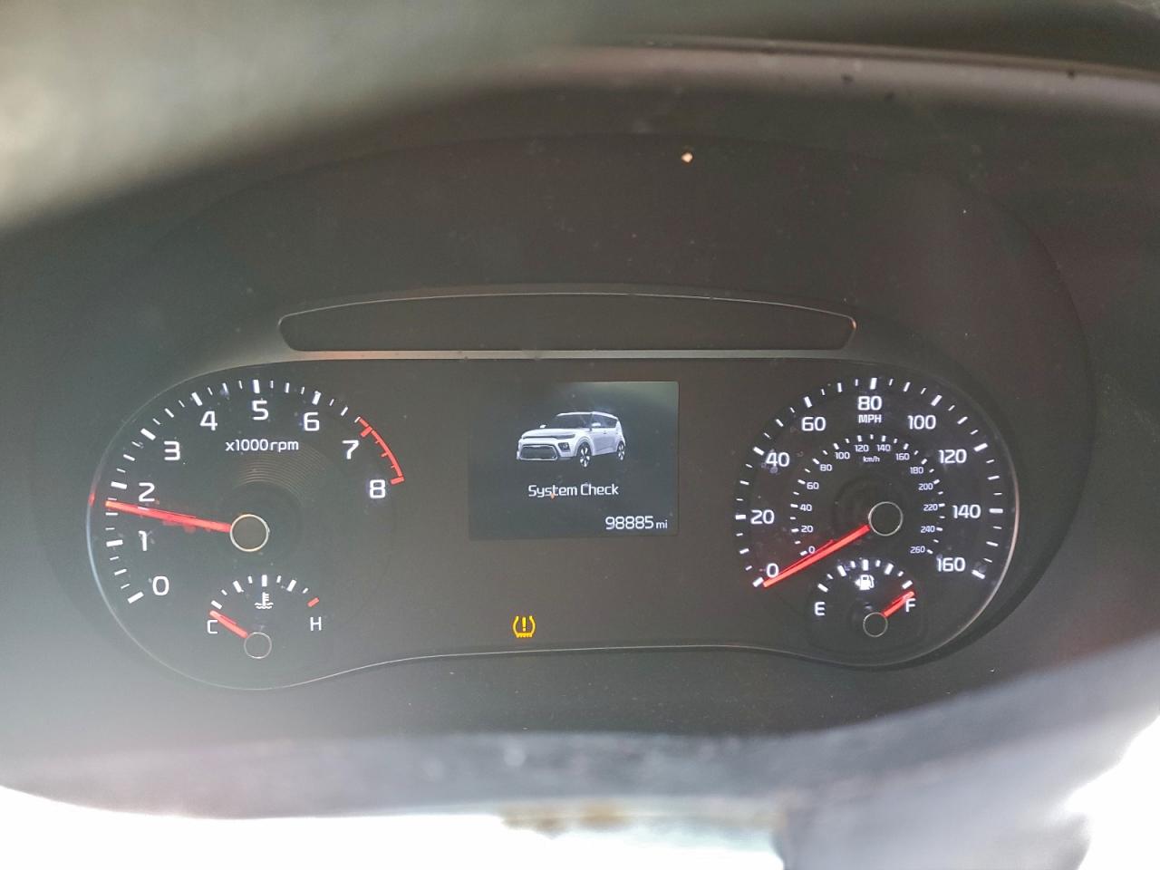 2022 KIA SOUL LX photo 17