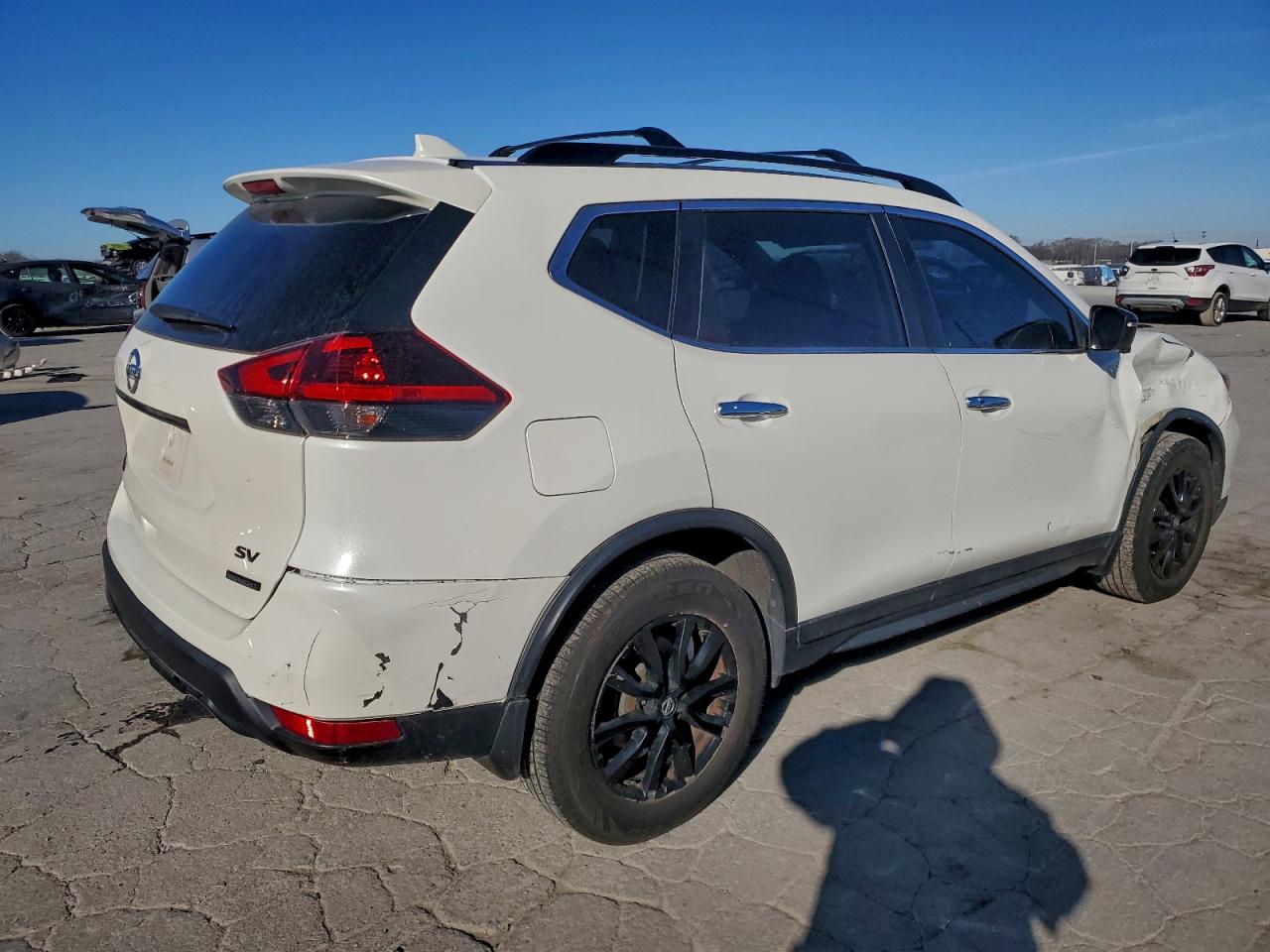 2018 NISSAN ROGUE S photo 5
