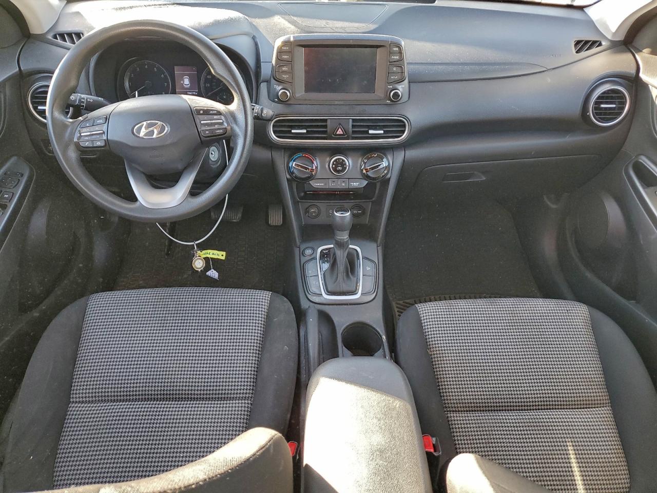 2020 HYUNDAI KONA SE photo 22