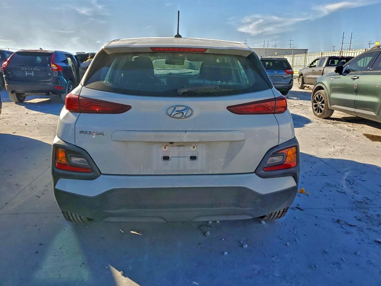 2020 HYUNDAI KONA SE photo 16