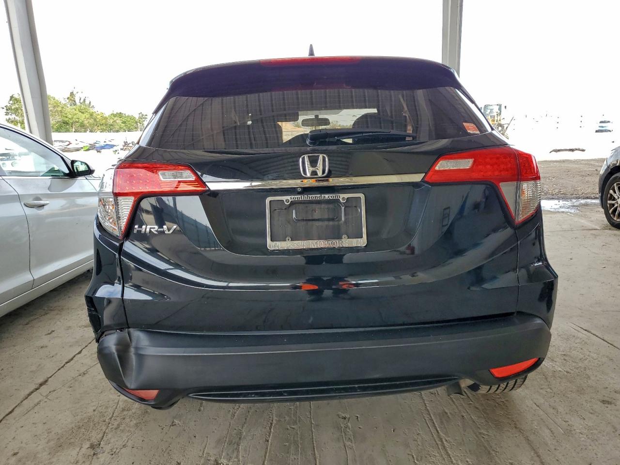 2019 HONDA HR-V LX photo 6