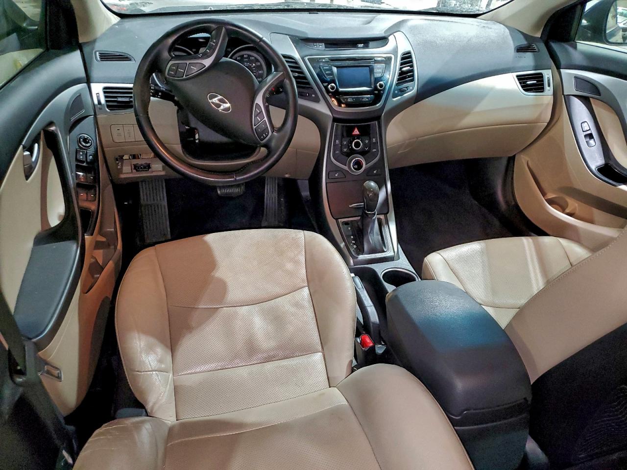 2015 HYUNDAI ELANTRA SE photo 8