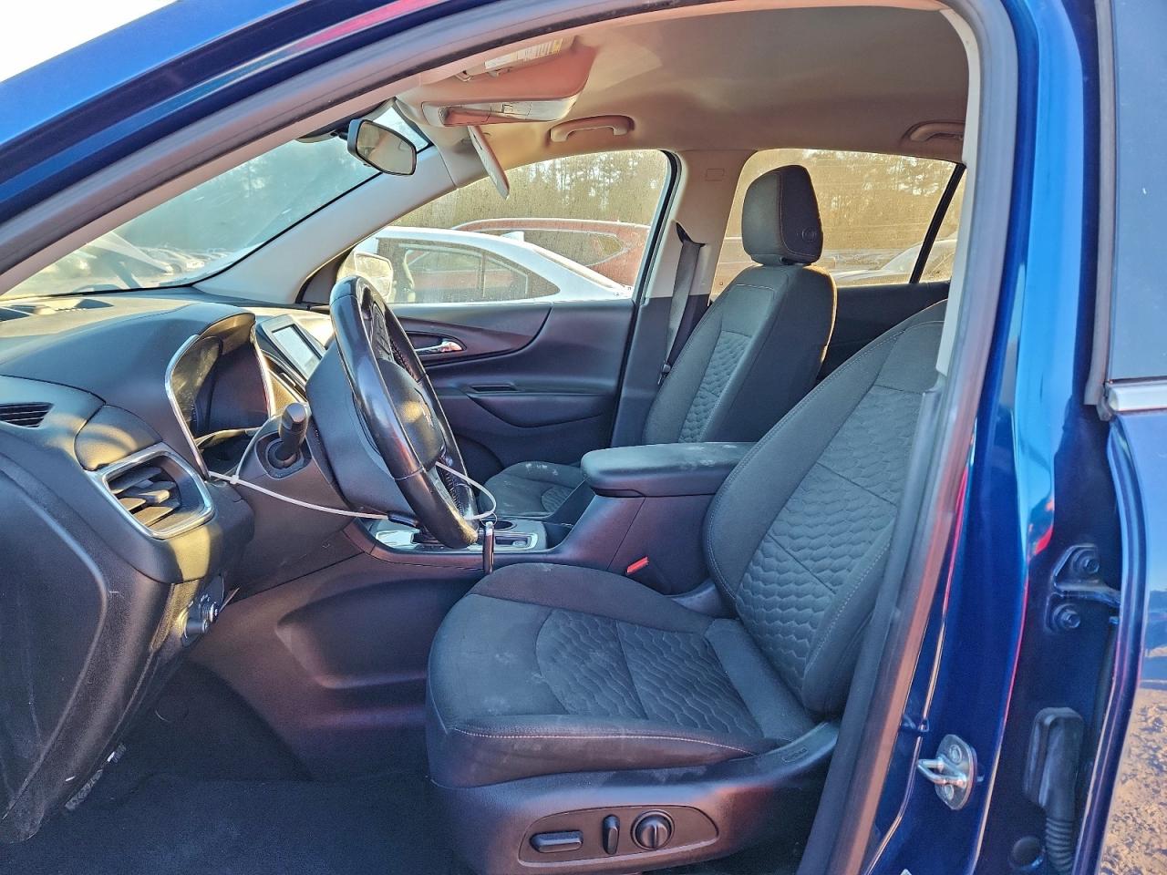 2019 CHEVROLET EQUINOX LT photo 7