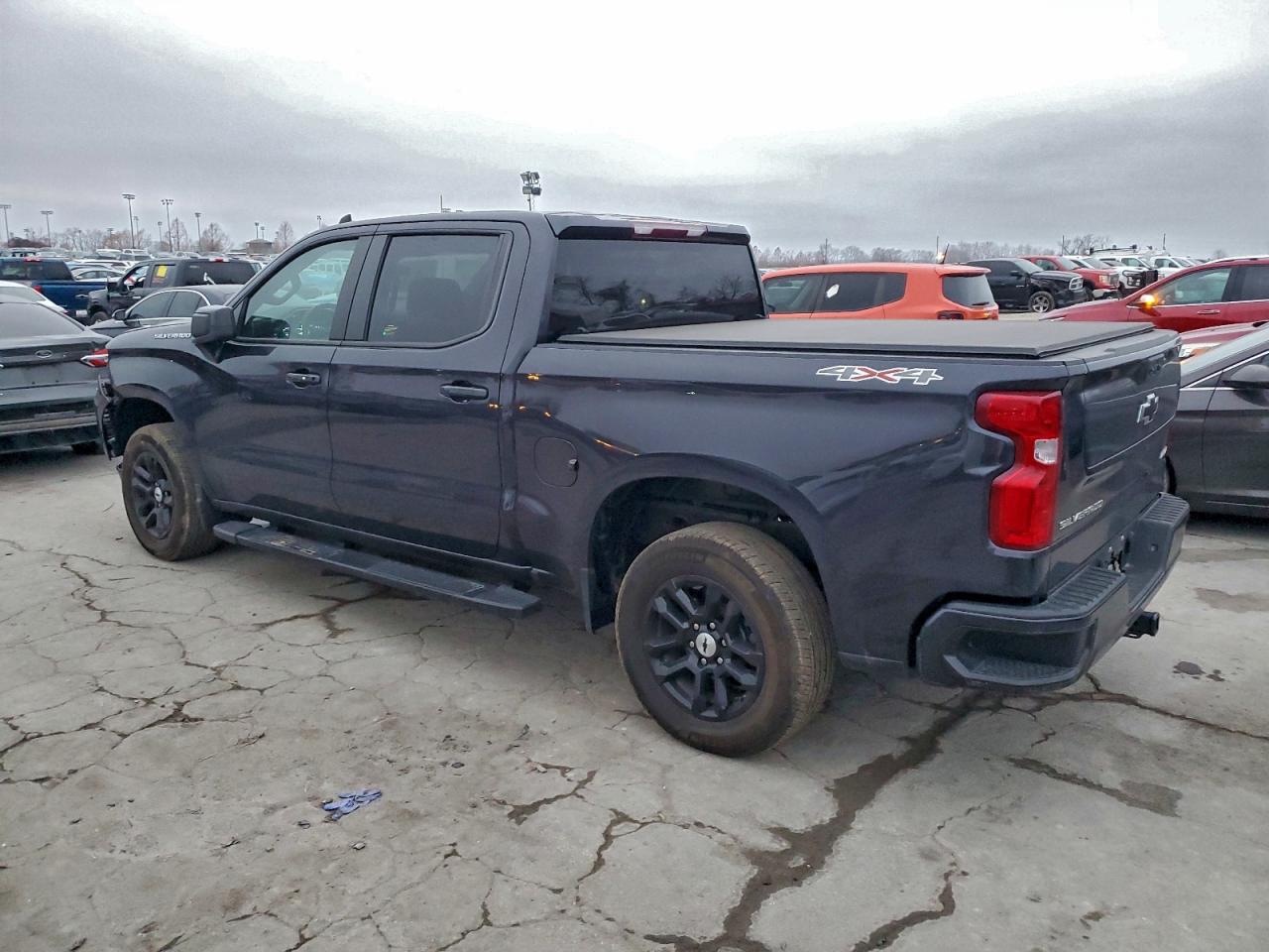 2023 CHEVROLET SILVERADO K1500 RST photo 2