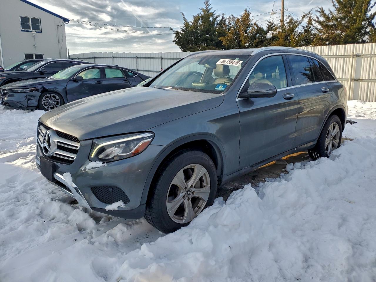 2018 MERCEDES-BENZ GLC