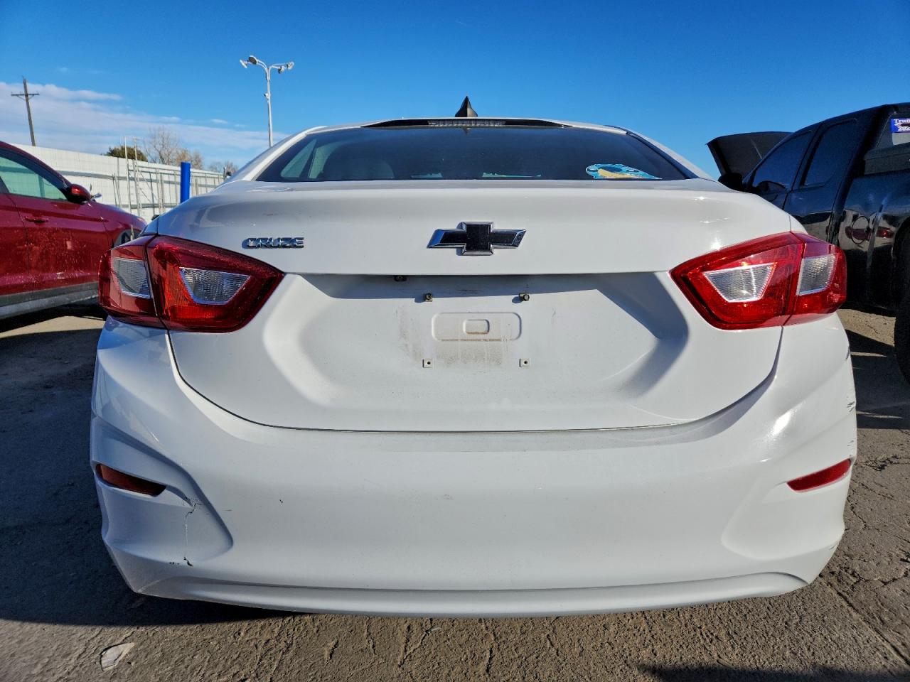 2017 CHEVROLET CRUZE LS photo 6
