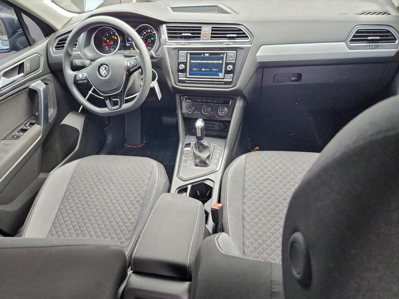 2021 VOLKSWAGEN TIGUAN S photo 8
