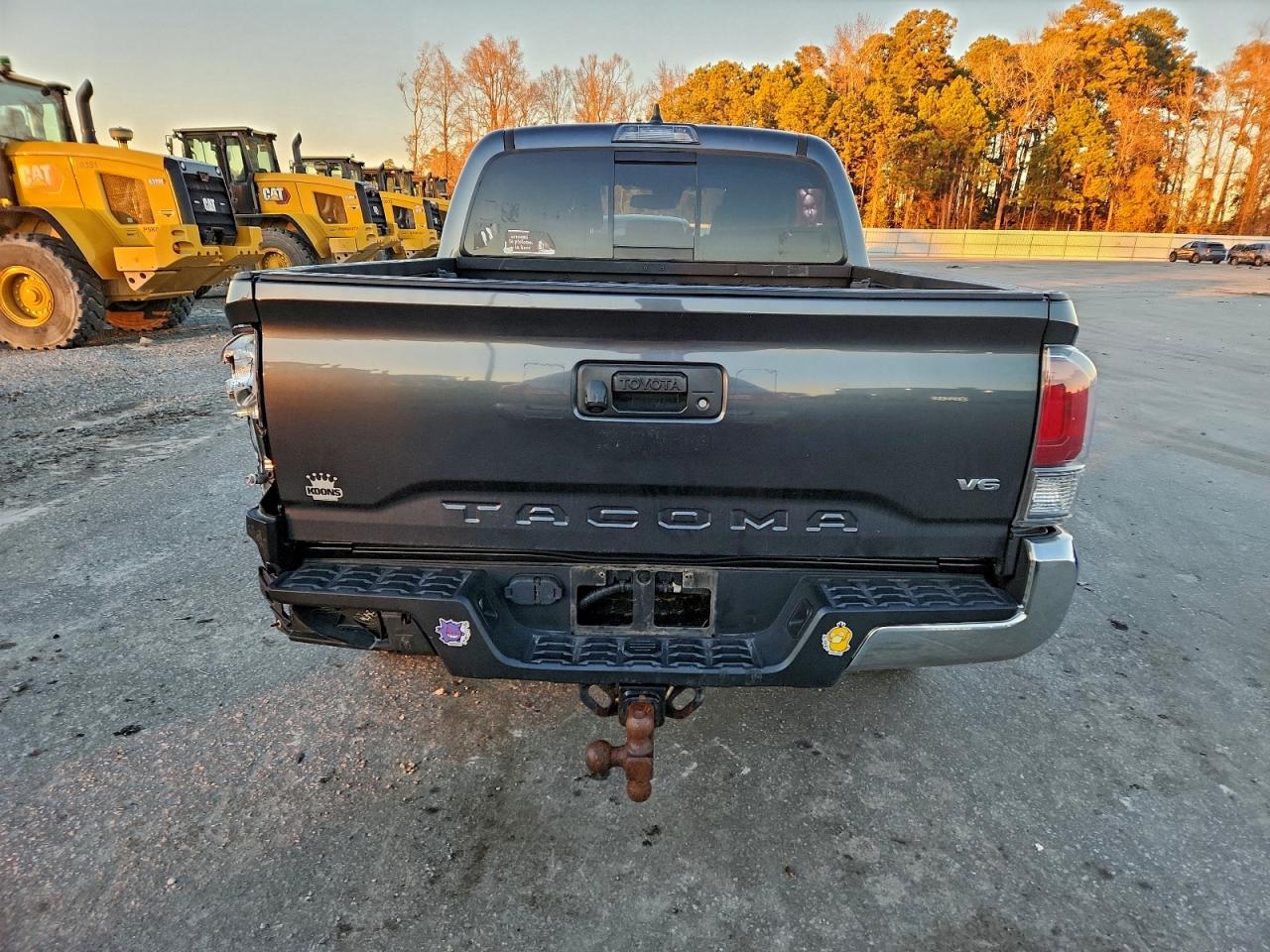 2021 TOYOTA TACOMA DOUBLE CAB photo 6
