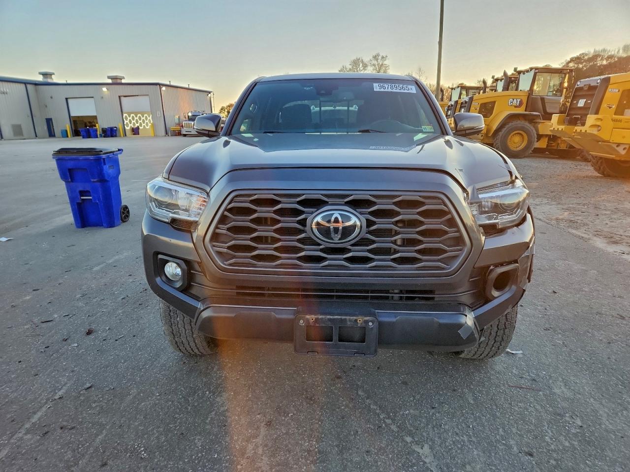 2021 TOYOTA TACOMA DOUBLE CAB photo 5