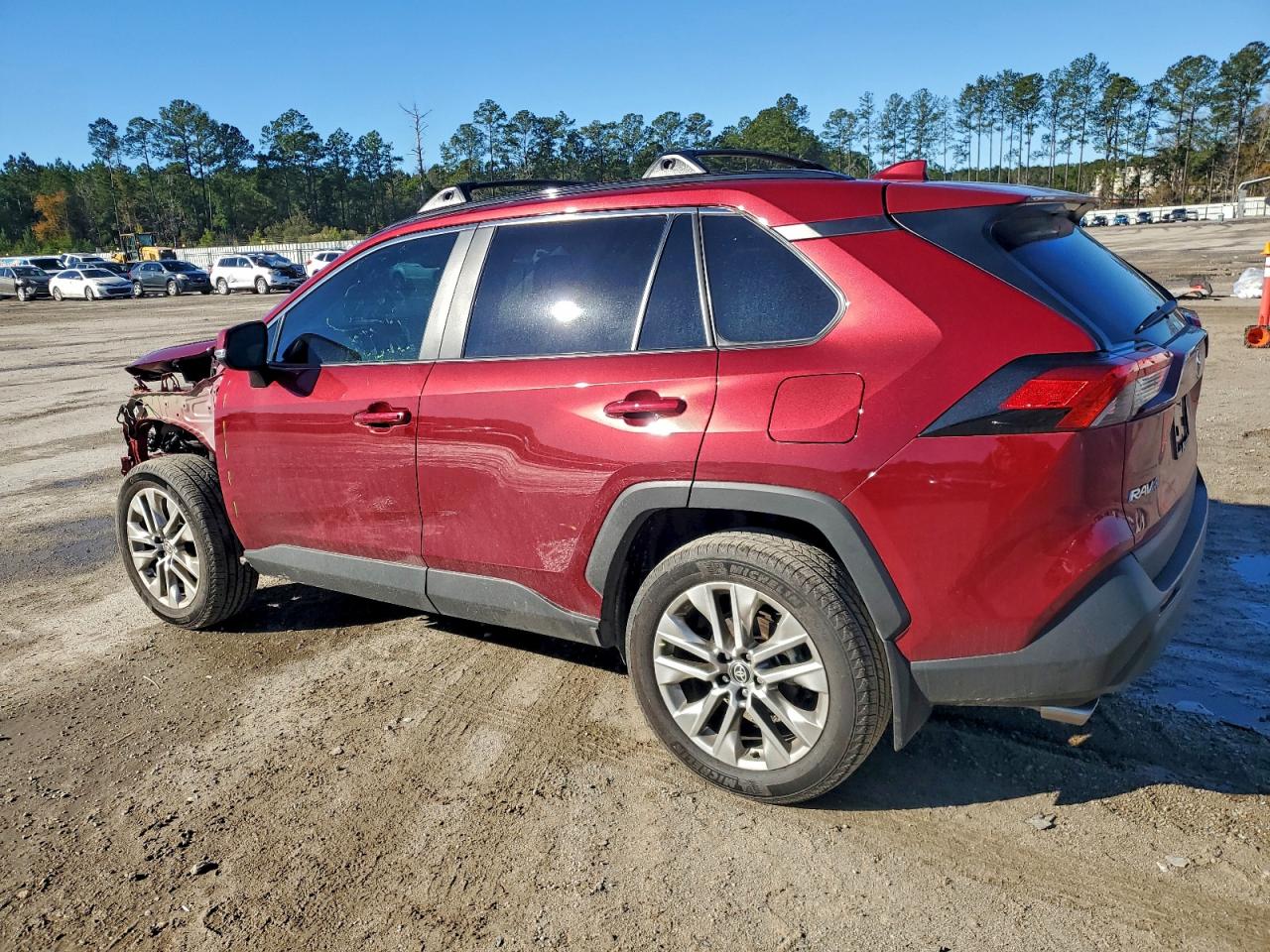 2025 TOYOTA RAV4 XLE PREMIUM photo 2