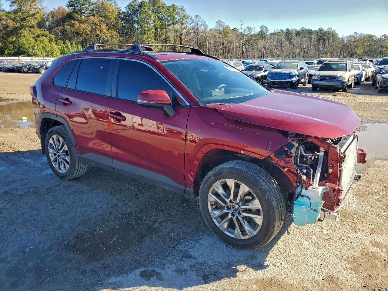 2025 TOYOTA RAV4 XLE PREMIUM photo 4