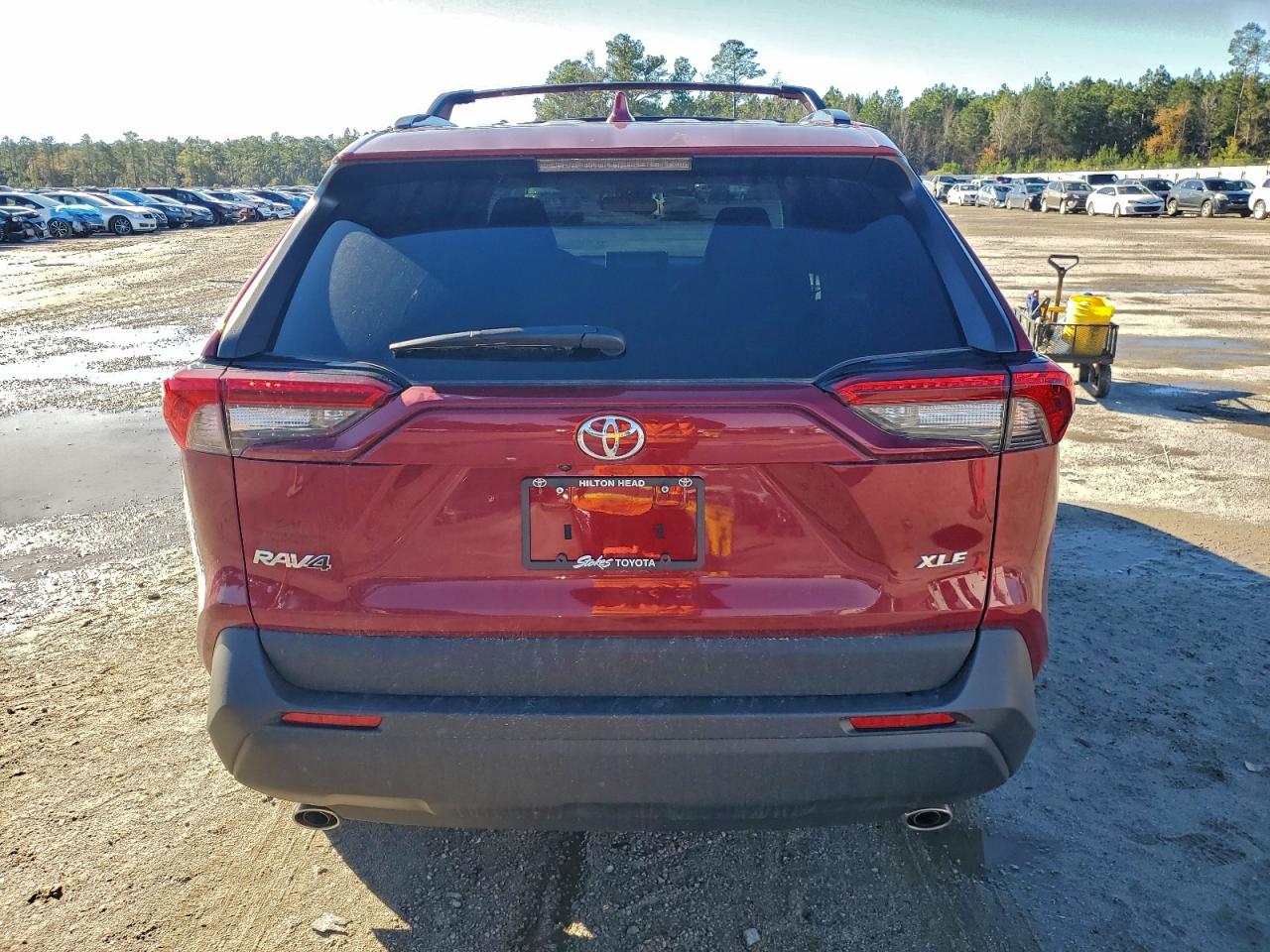 2025 TOYOTA RAV4 XLE PREMIUM photo 6
