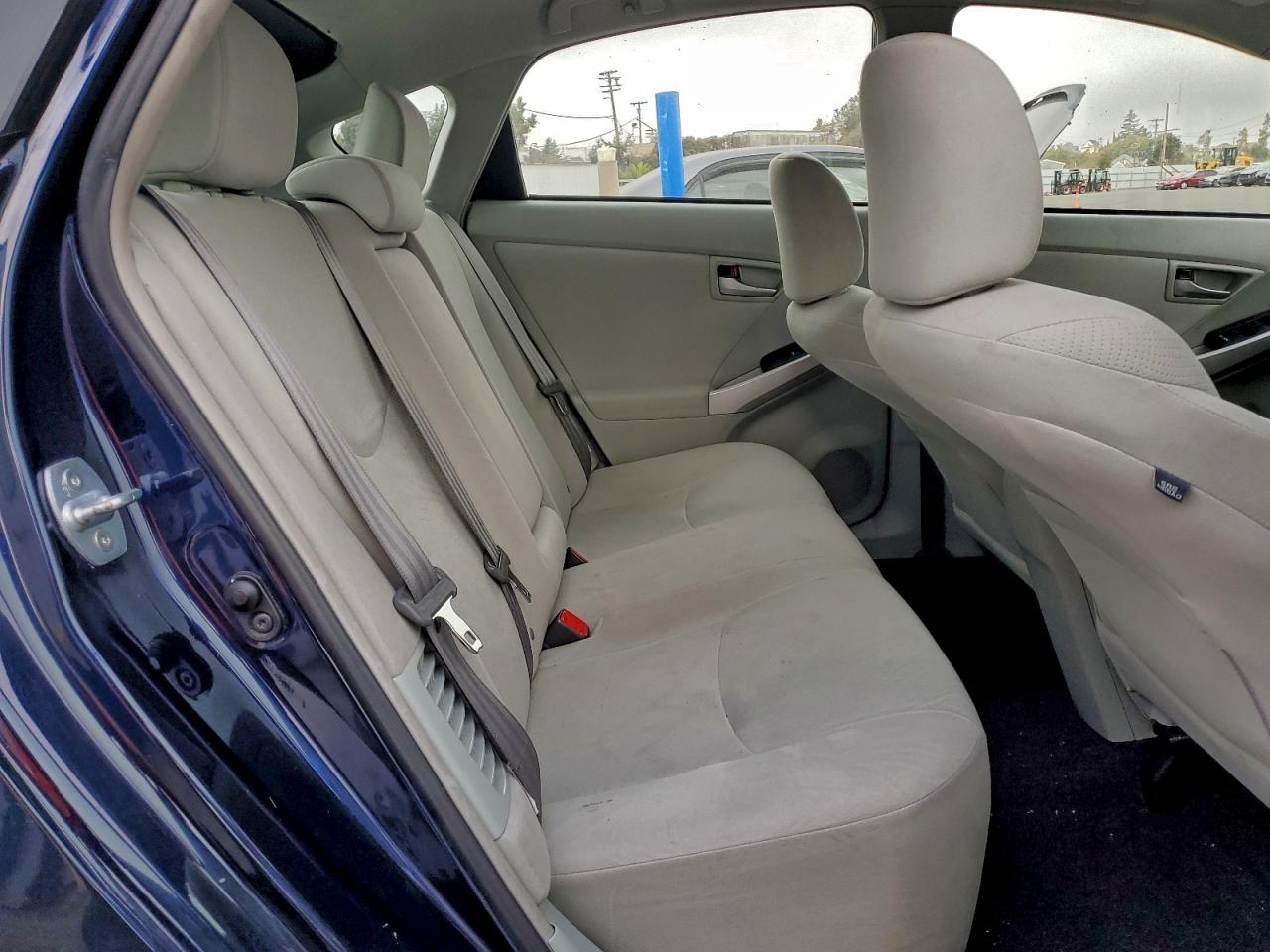 2013 TOYOTA PRIUS photo 10