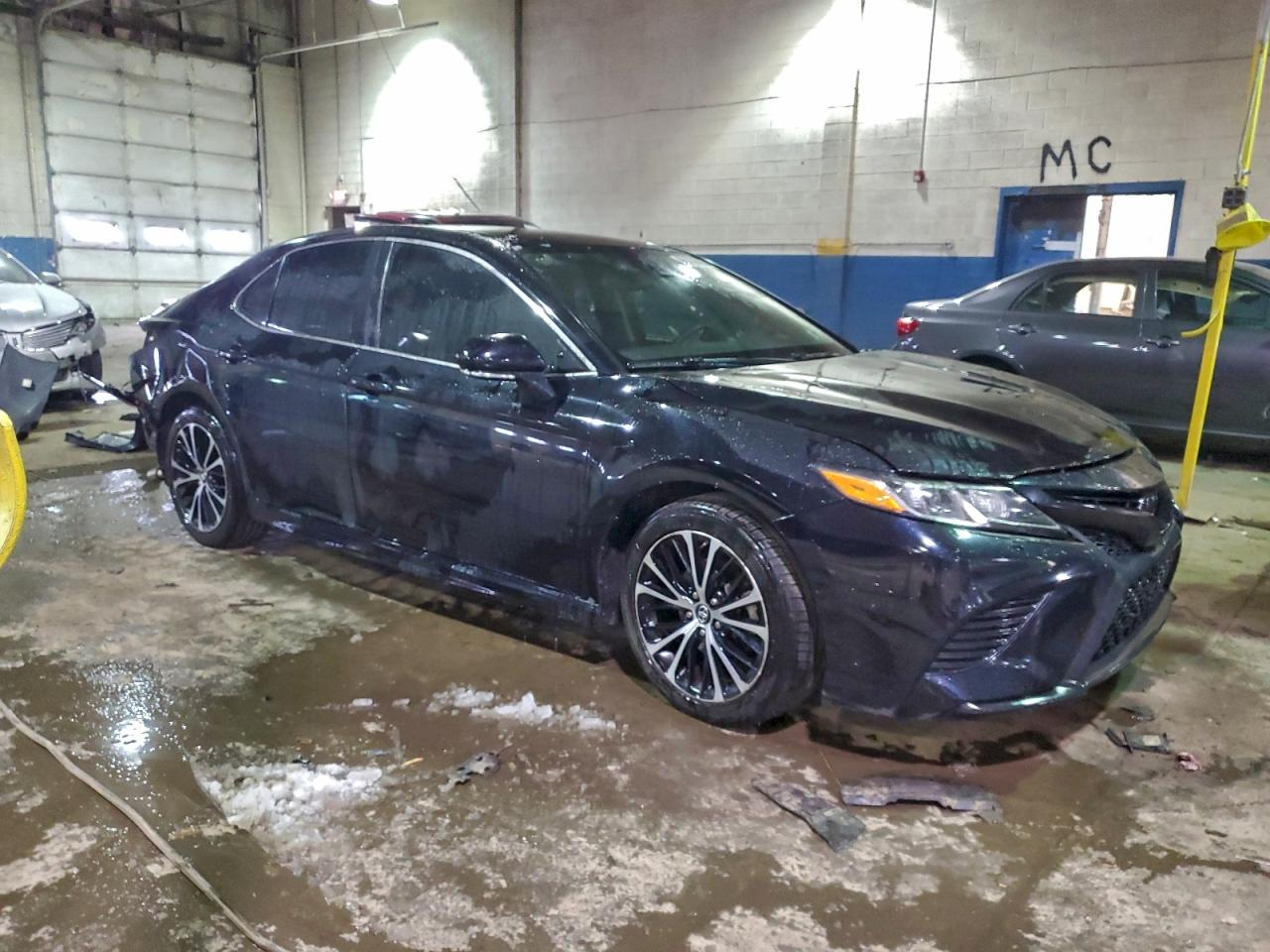 2019 TOYOTA CAMRY L photo 4