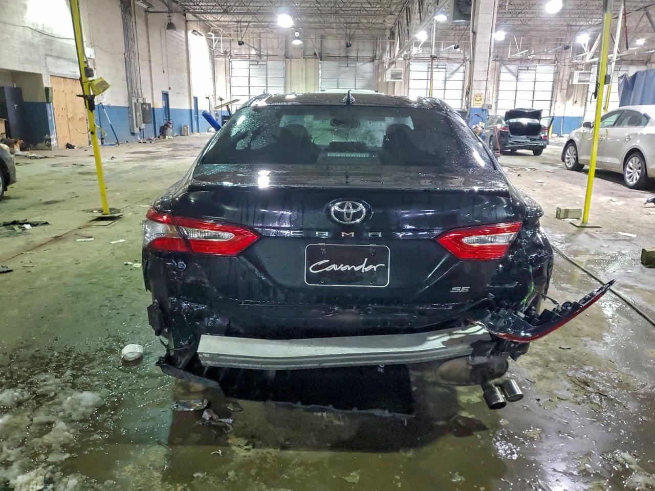 2019 TOYOTA CAMRY L photo 6