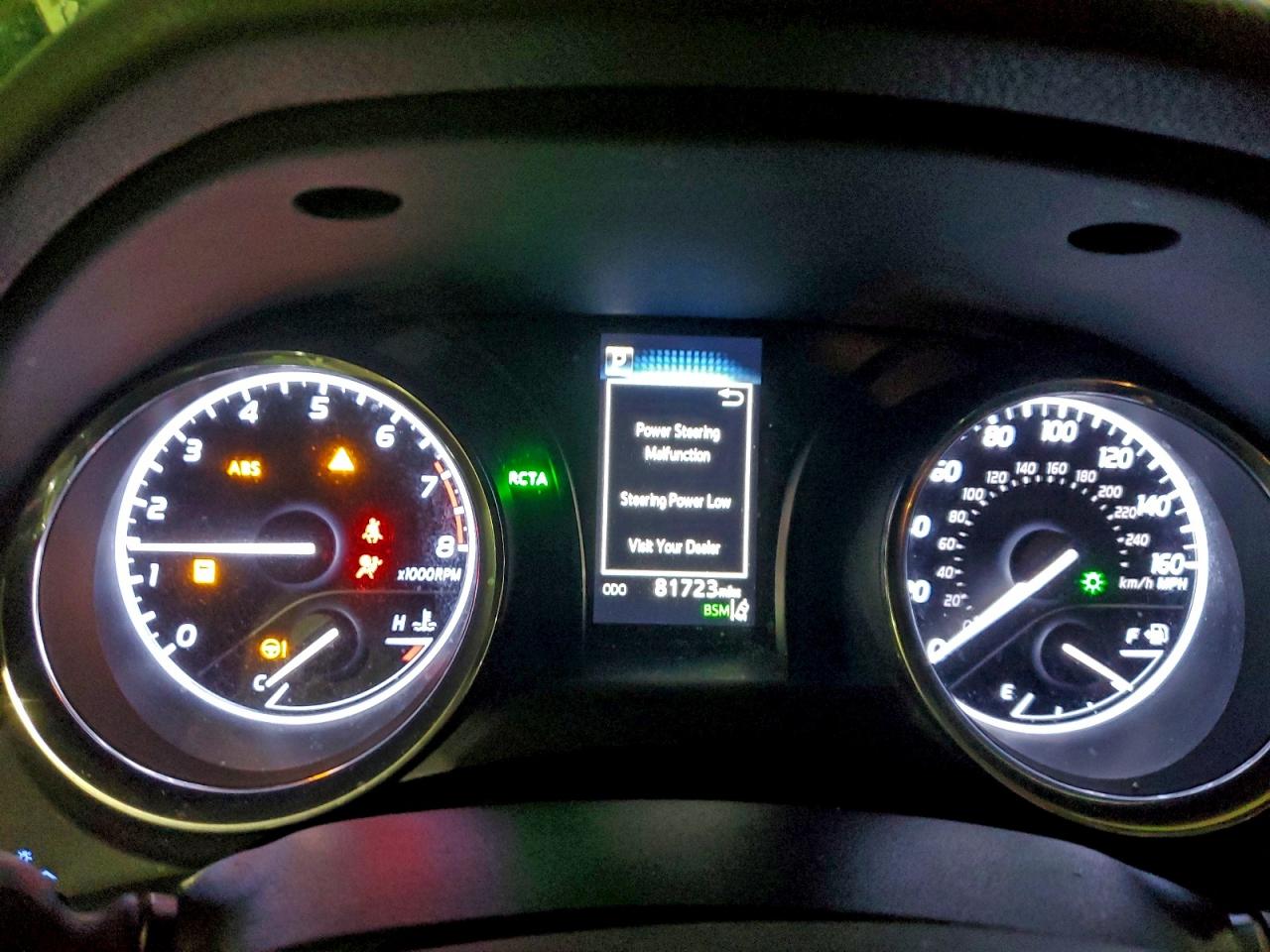 2019 TOYOTA CAMRY L photo 9