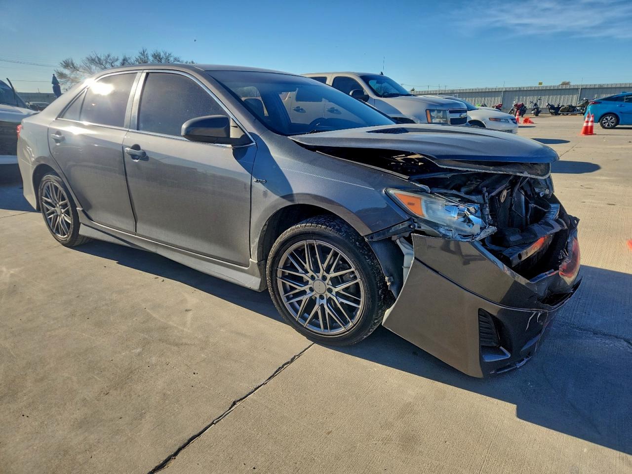 2012 TOYOTA CAMRY BASE photo 4