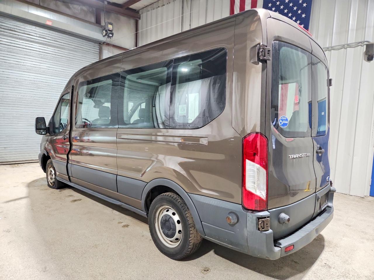 2017 FORD TRANSIT T-350 photo 2