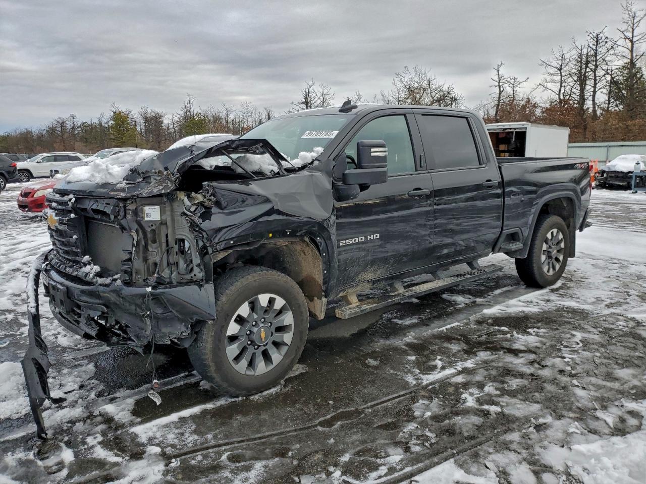 2025 CHEVROLET SILVERADO