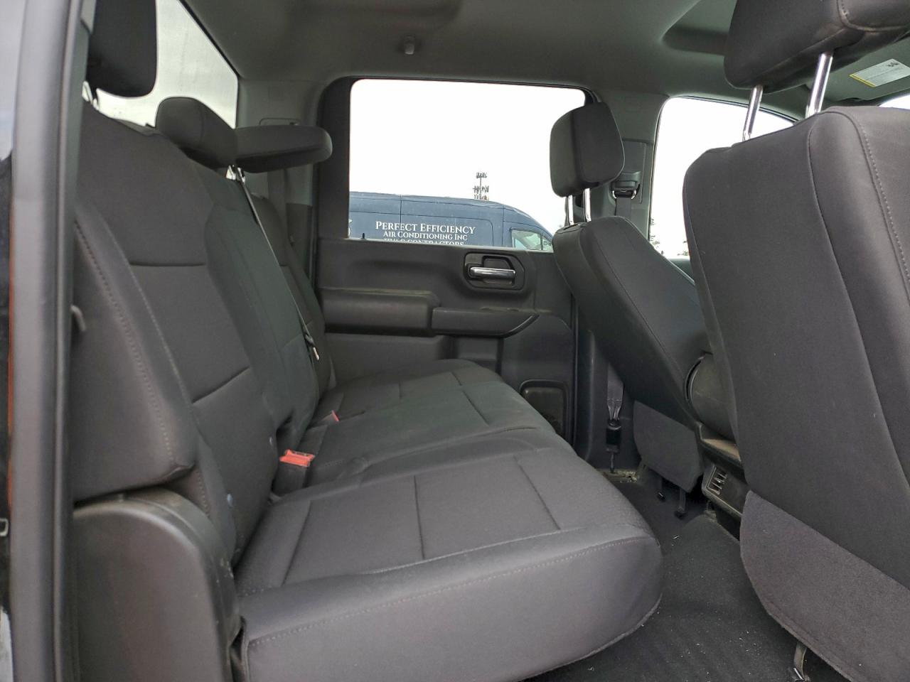 2025 CHEVROLET SILVERADO K2500 CUSTOM photo 28