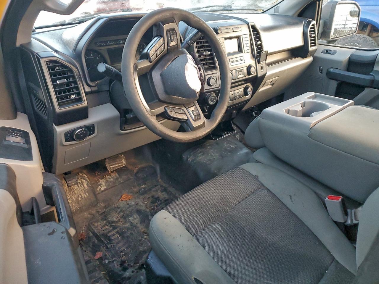 2017 FORD F150 photo 8