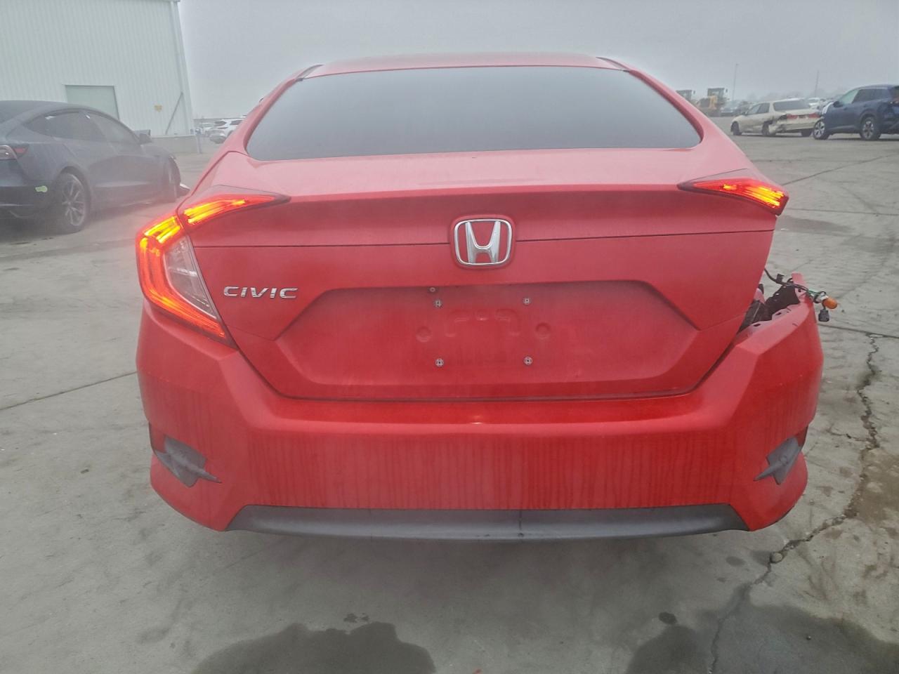 2017 HONDA CIVIC LX photo 6