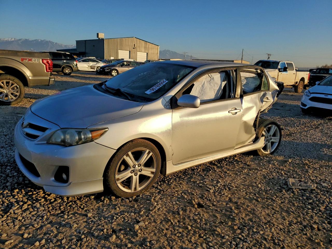 2013 TOYOTA COROLLA