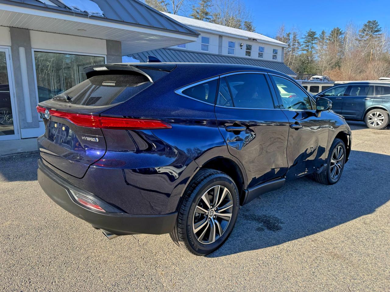2021 TOYOTA VENZA LE photo 4