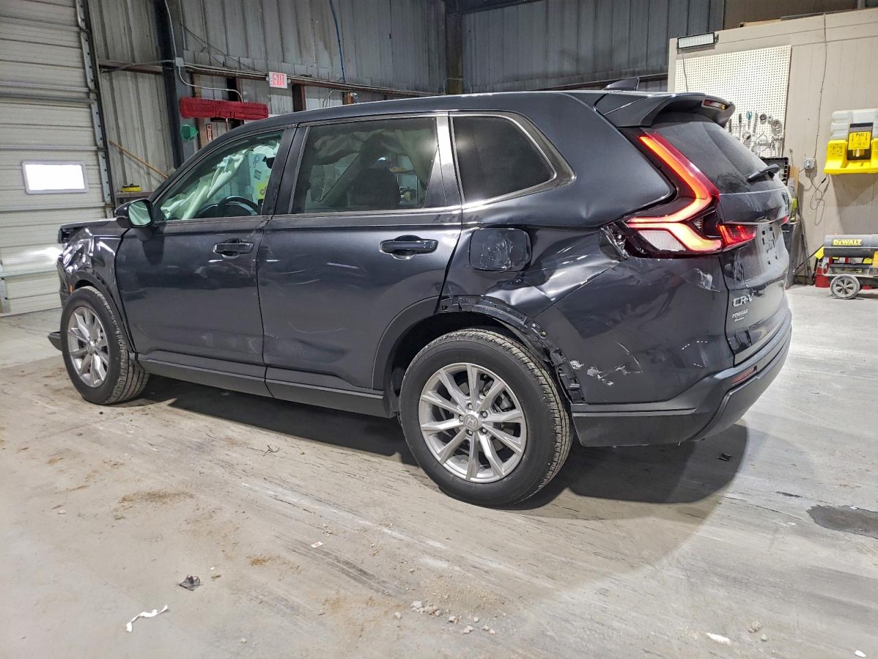2025 HONDA CR-V EXL photo 2