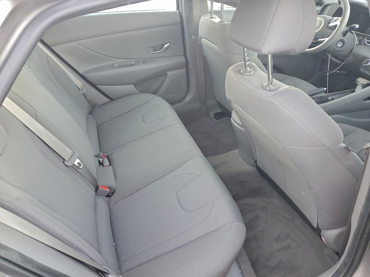 2023 HYUNDAI ELANTRA SE photo 10