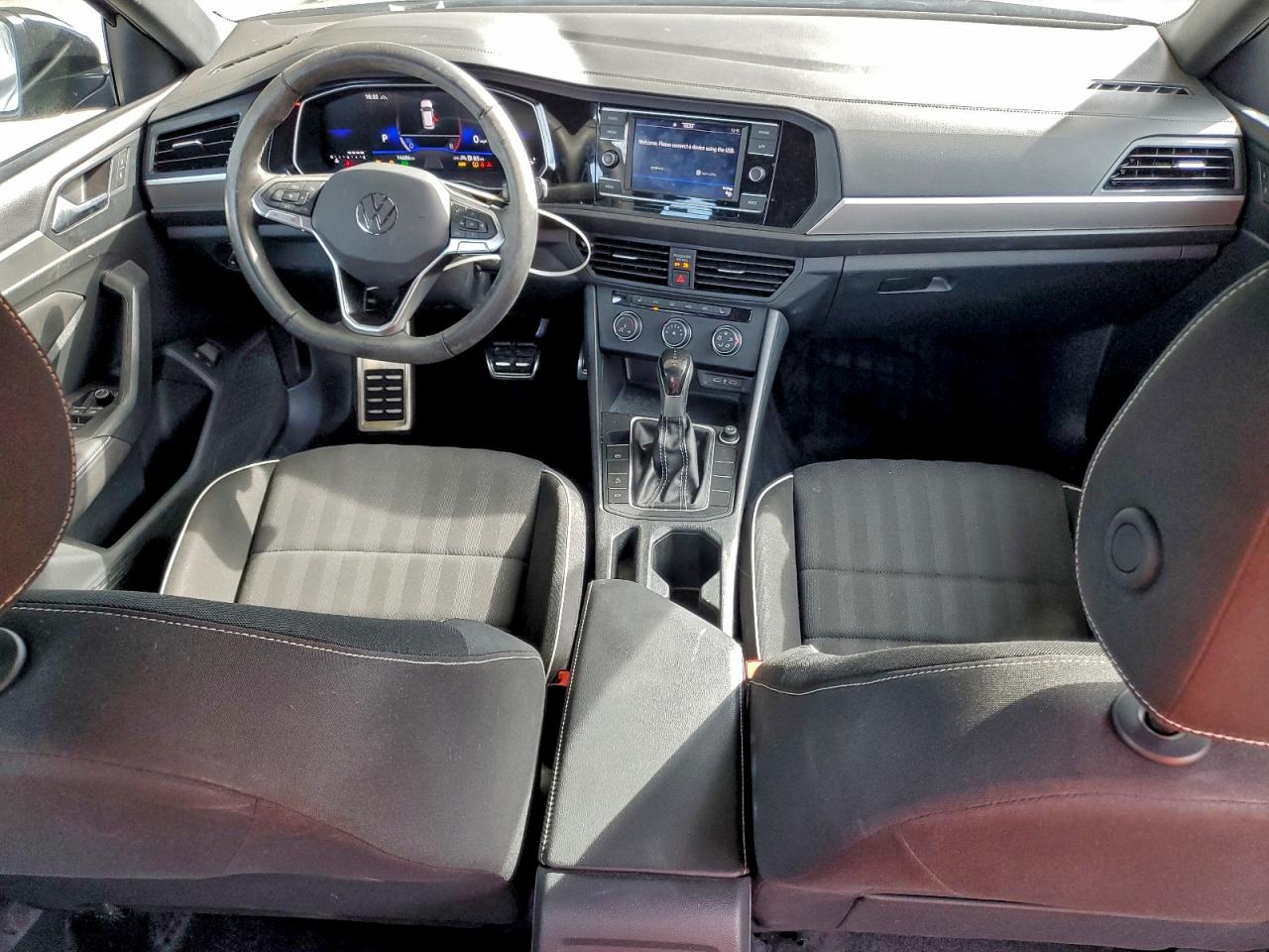 2024 VOLKSWAGEN JETTA SPORT photo 8