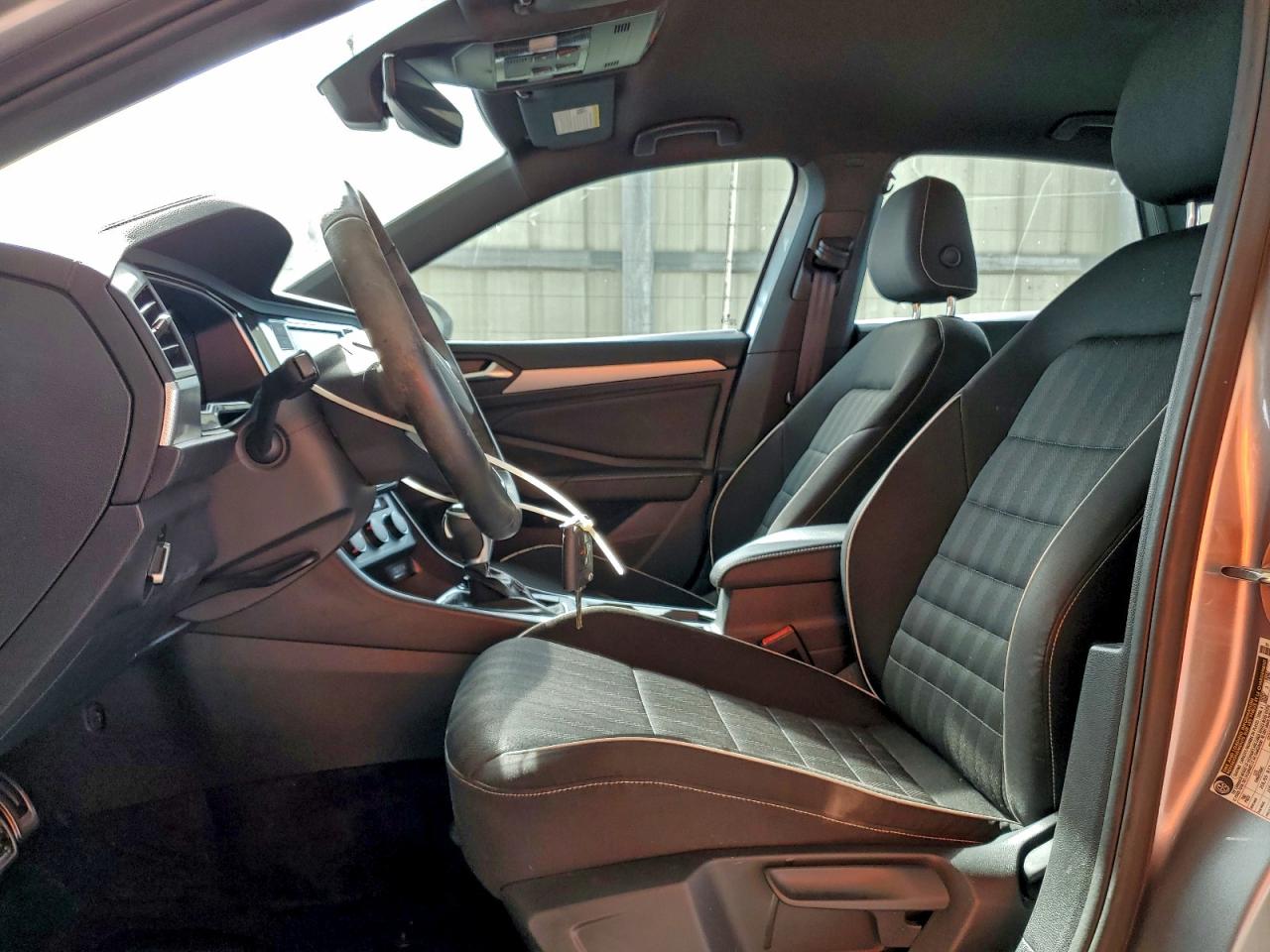 2024 VOLKSWAGEN JETTA SPORT photo 7