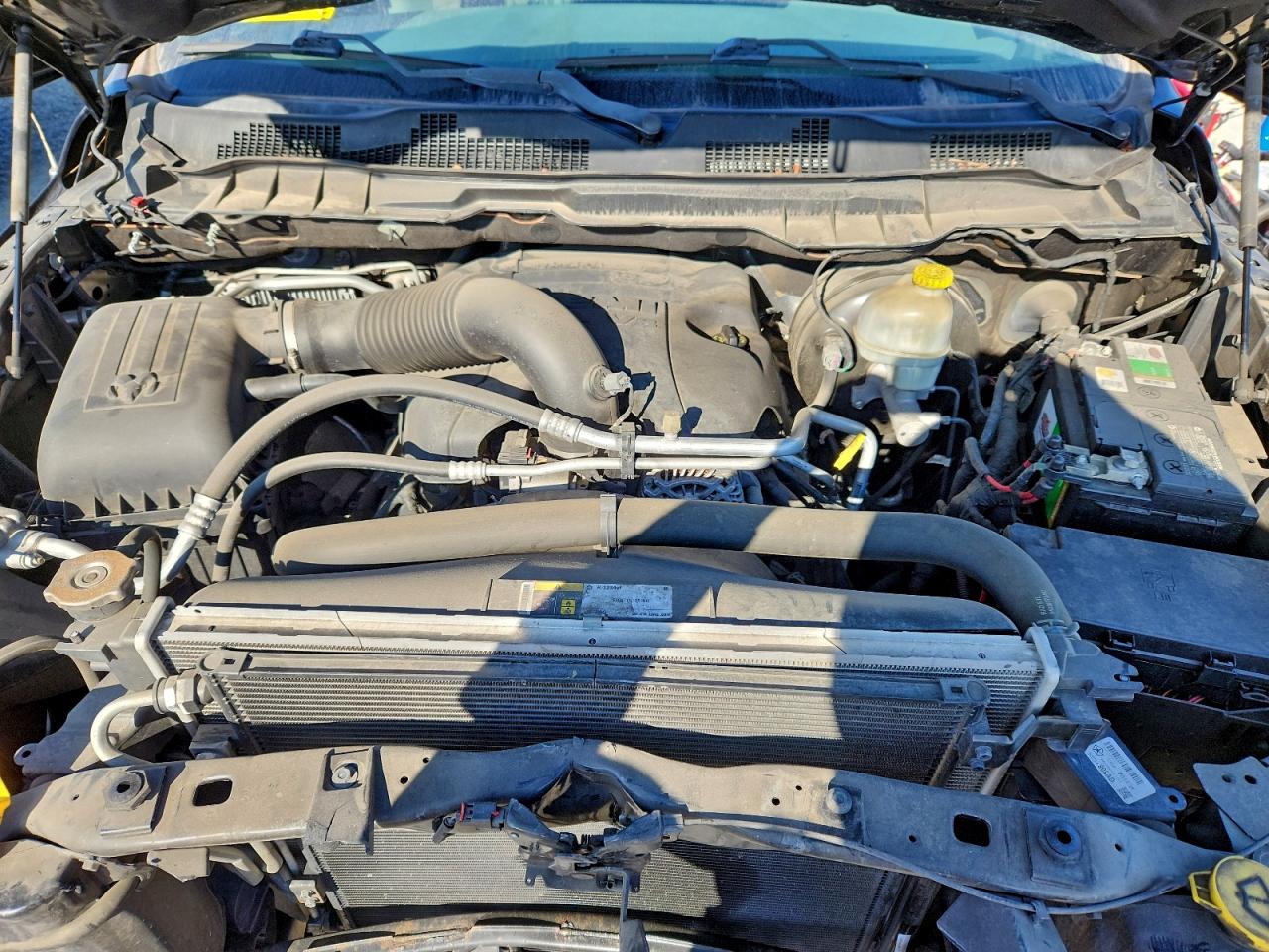 2016 RAM 1500 SLT photo 11