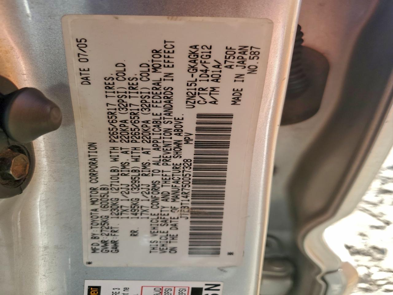 2005 TOYOTA 4RUNNER SR5 photo 13