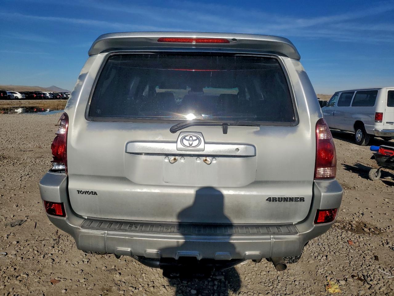 2005 TOYOTA 4RUNNER SR5 photo 6