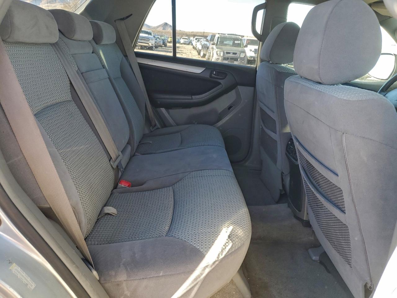 2005 TOYOTA 4RUNNER SR5 photo 11