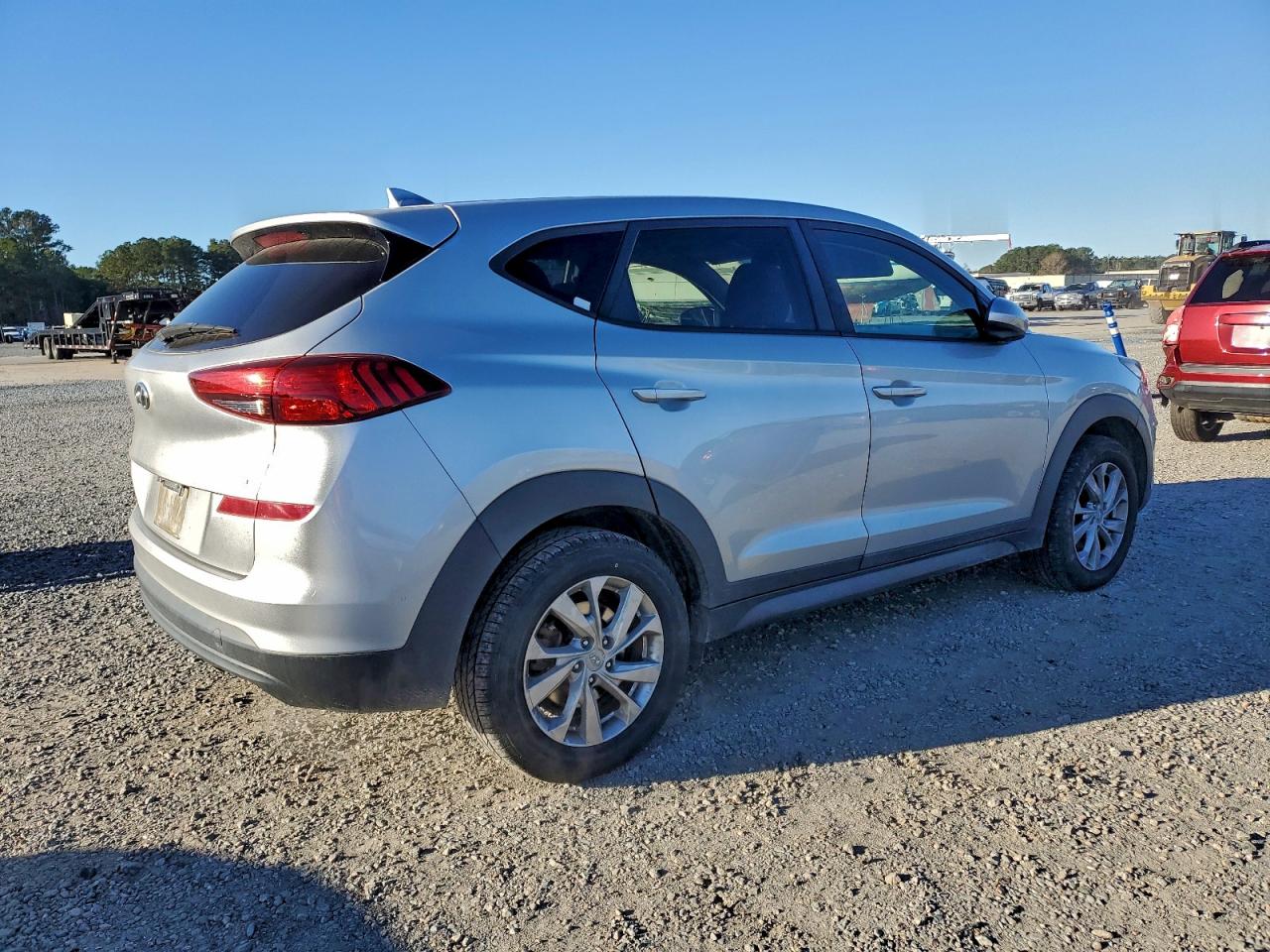 2019 HYUNDAI TUCSON SE photo 3