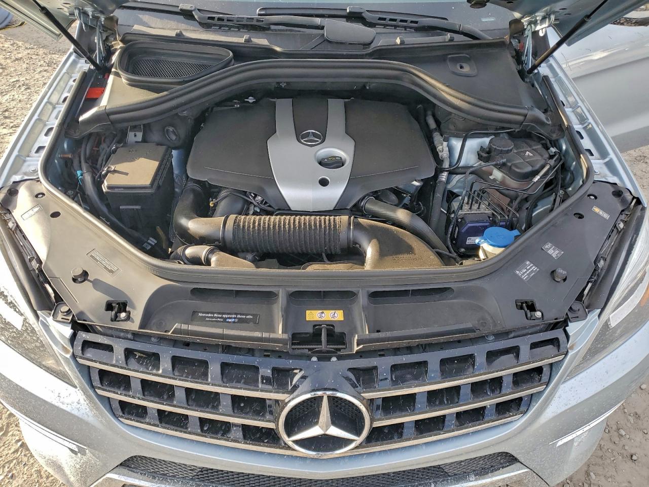2015 MERCEDES-BENZ ML 250 BLUETEC photo 12
