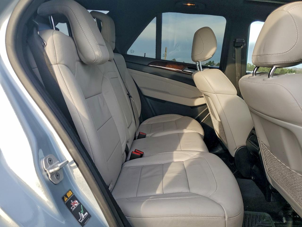 2015 MERCEDES-BENZ ML 250 BLUETEC photo 11