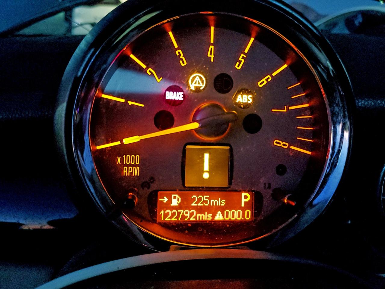 2009 MINI COOPER S CLUBMAN photo 9