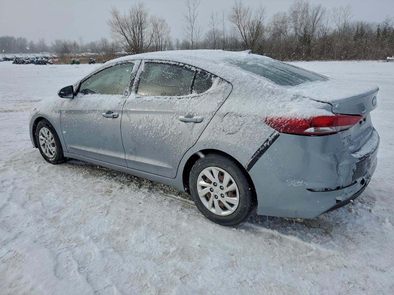 2017 HYUNDAI ELANTRA SE photo 2